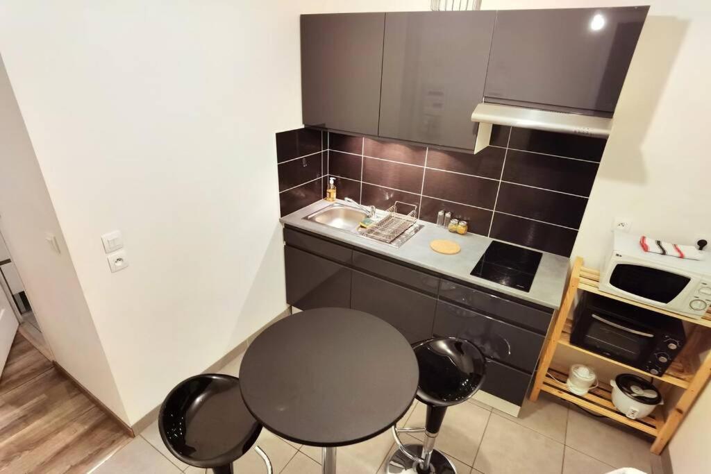Emile Zola Apartment Reims Ngoại thất bức ảnh